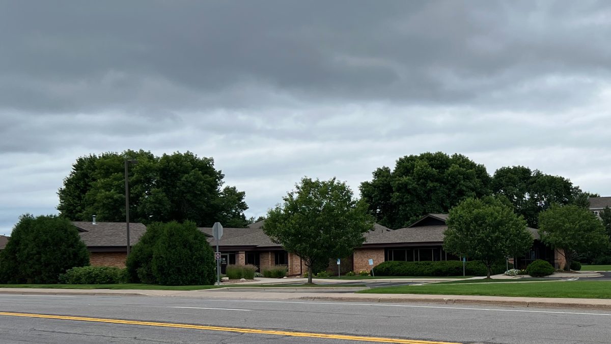 Former Shakopee Medical Center, now Orthodontist Dr. Doug Vayda and Orchard Hill Childcare Centers (June 2024)